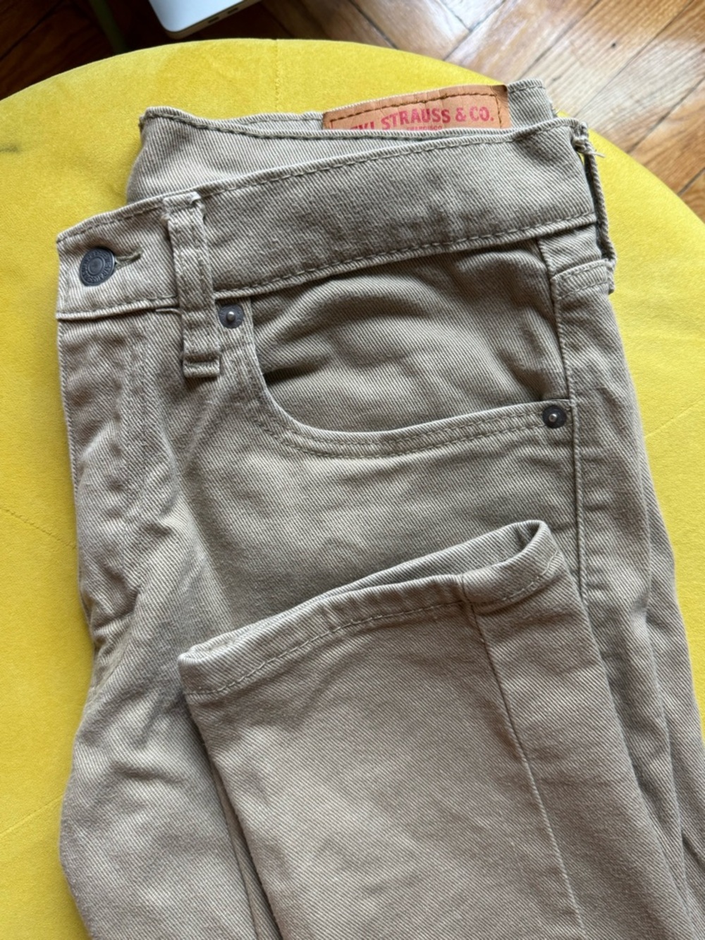 Levi's Men's Slim Straight Jeans in Khaki W32 L34